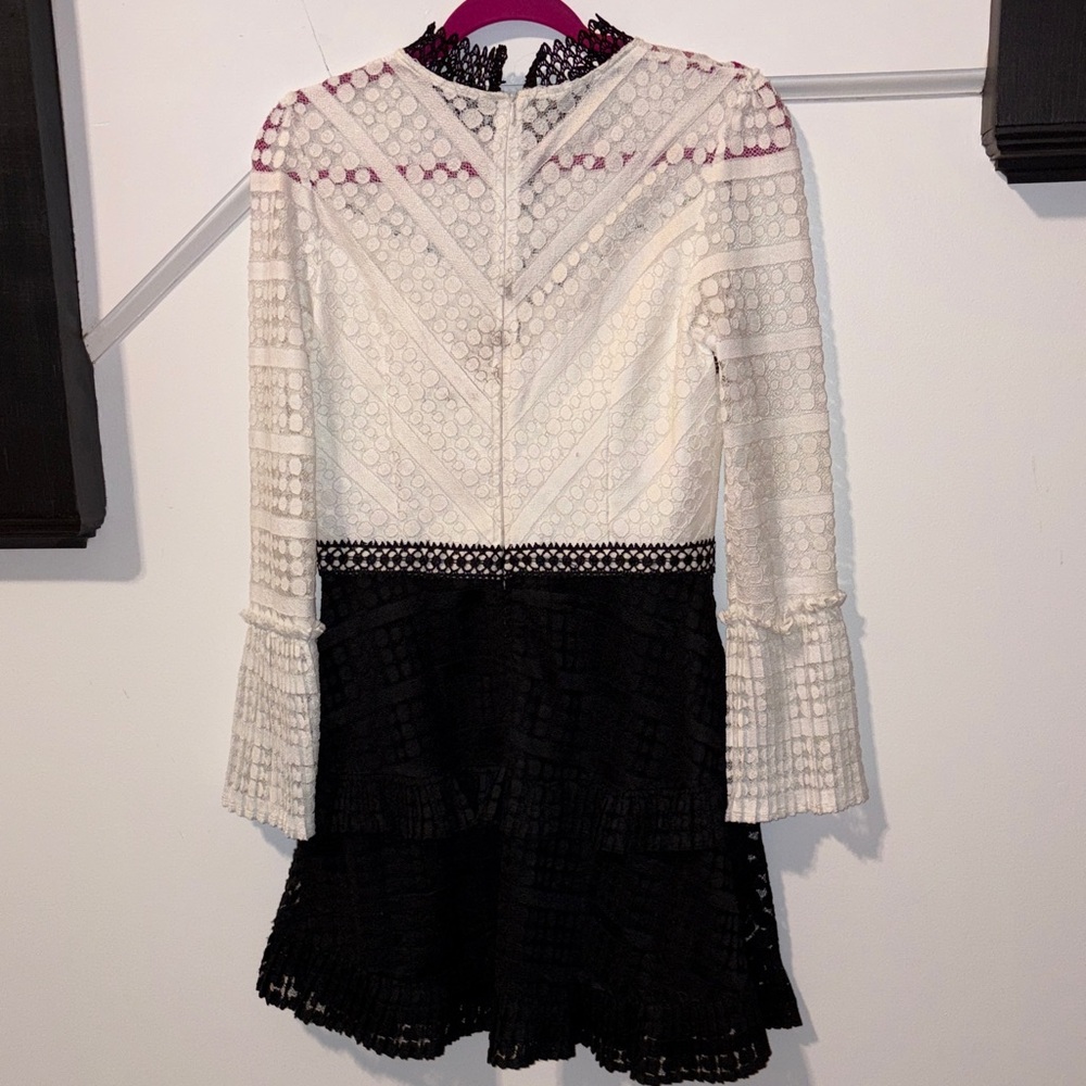 Gianni Bini Black and White Textured Long Sleeve Dress - Picture 4 of 6